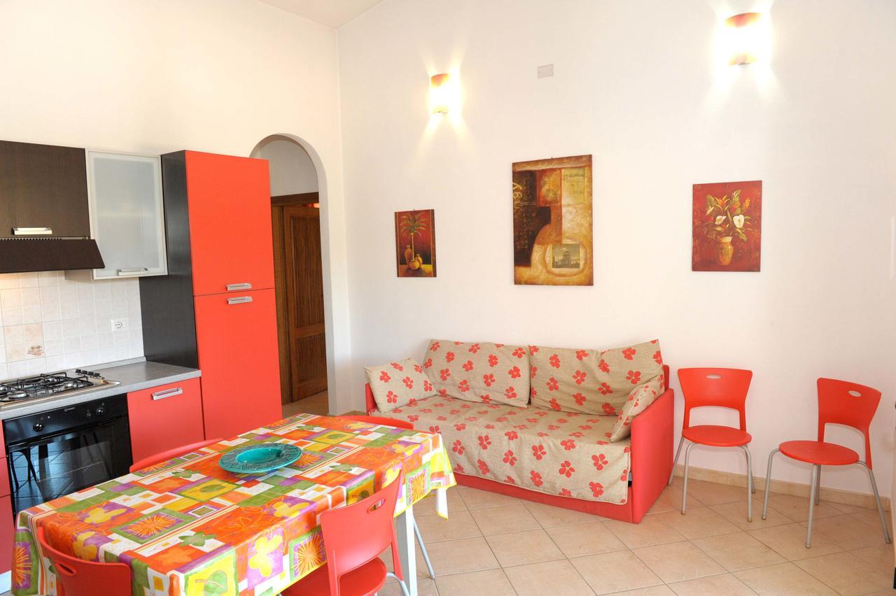 Case Vacanze Budoni Beach Exterior photo
