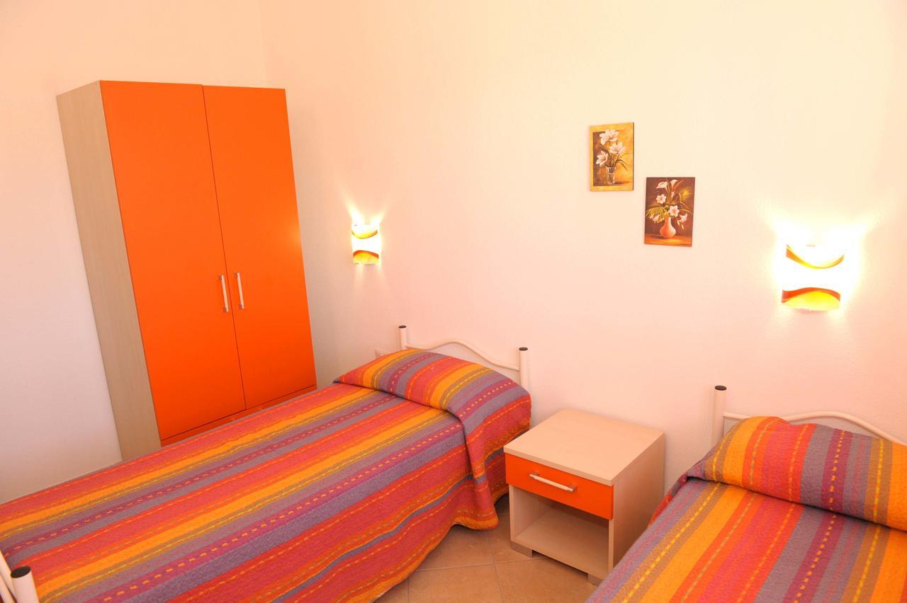 Case Vacanze Budoni Beach Exterior photo